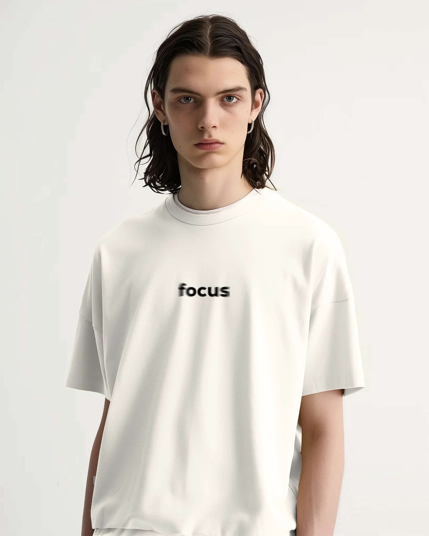 FOCUS - OVERSIZED UNISEX T-SHIRT