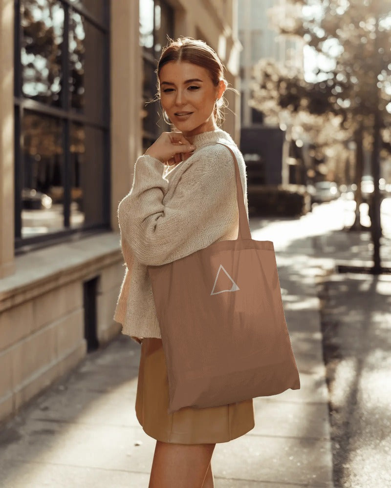 KINYA- EMBROIDERY ZIPPER TOTE